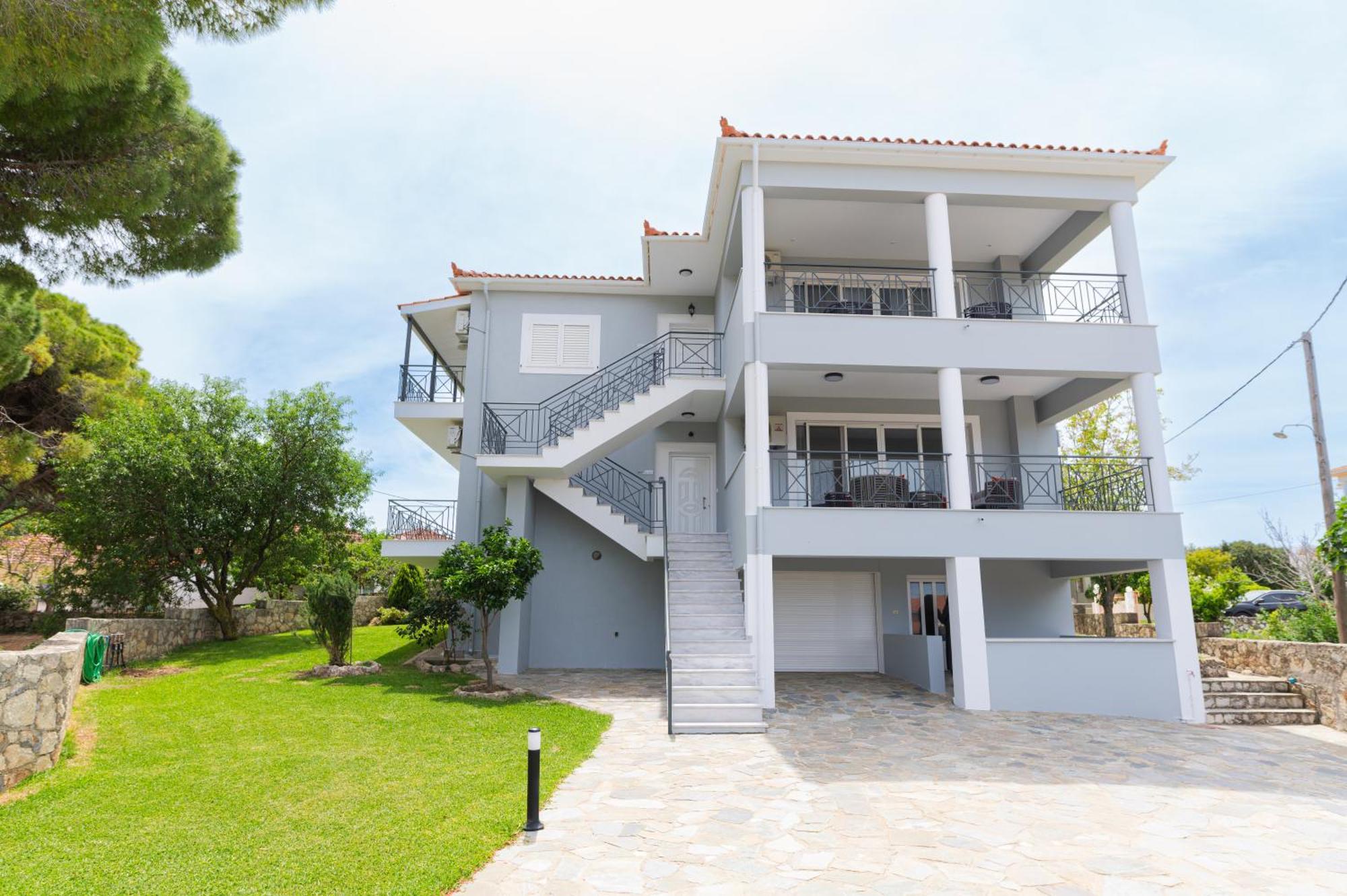 Vasilopoulos Residences - Apartments Ioni & Neso Argostoli  Esterno foto